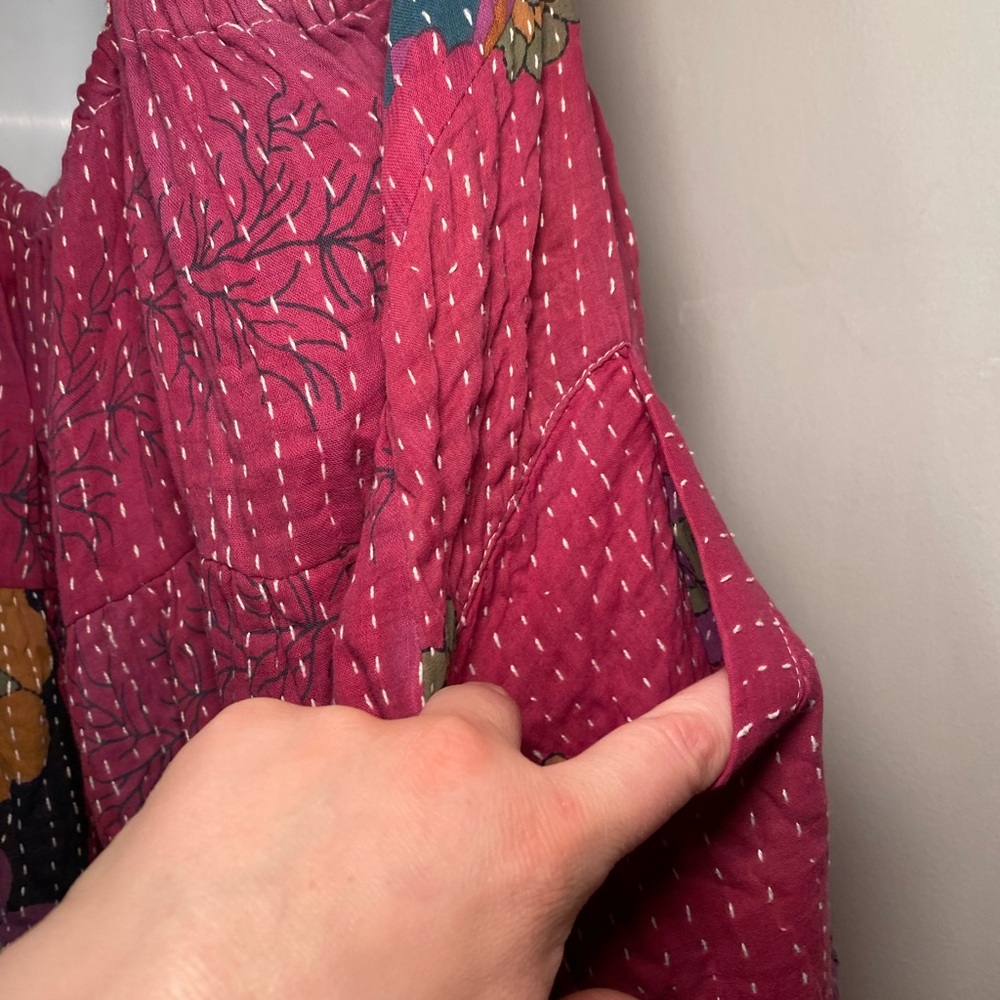 VGUC Kantha Bae Crossroads Overalls Magenta Floral Free Size Bohemian Jumpsuit - Picture 8 of 11